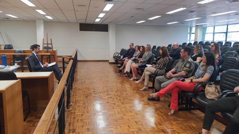Comandante do 25° BPM Participa de reunião de trabalho no fórum de São Leopoldo (2)