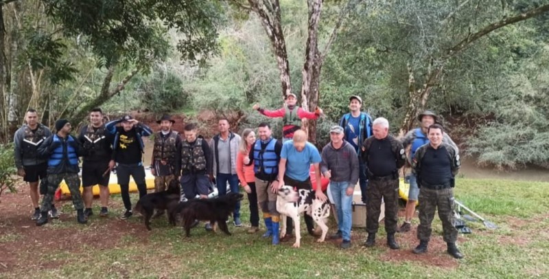 3° BABM participa da ação de limpeza do Rio da Várzea, em Carazinho