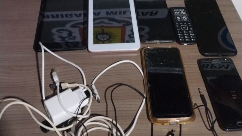 Equipamentos apreendidos pelo 8º BPM