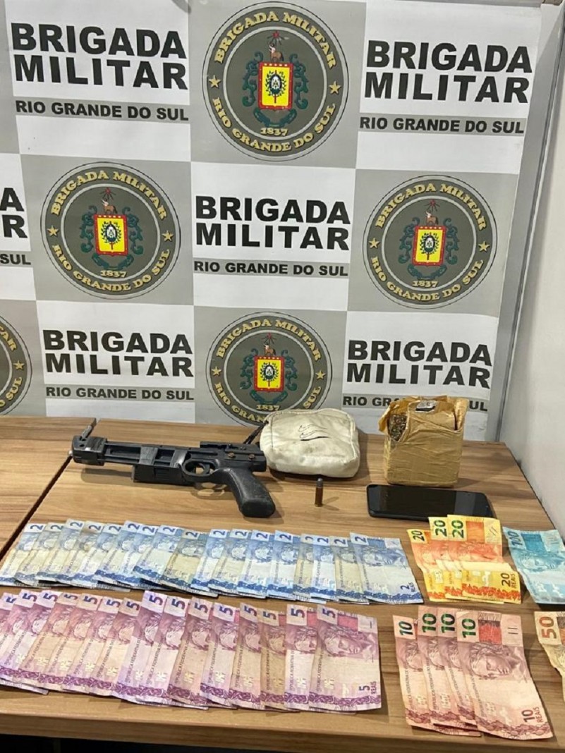 Brigada Militar realiza prisão por tráfico de Entorpecentes e posse de munição, através da 3CIA do 23°BPM, na noite deste domingo (23/04) em Venâncio Aires.