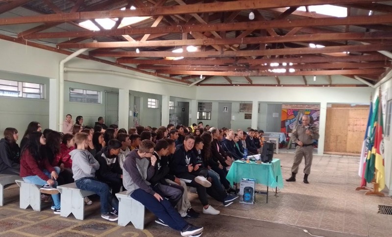 Brigada Militar de Capela de Santana recebe homenagem (1)