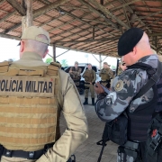 Policiais militares da Brigada Militar e de Santa Catarina participam da Operação