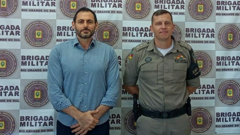 capitão Giboski recebe representante do Ministério Público