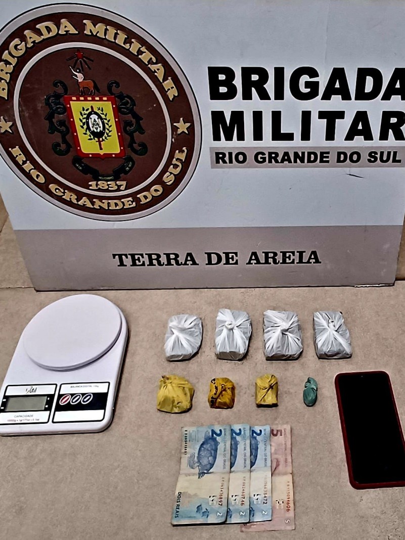 Apreensão de drogas em Terra de Areia