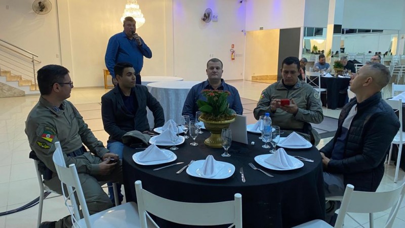 Jantar ofertado pelo CONSEPRO