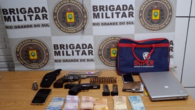 Materiais apreendidos pela BM de Estância Velha