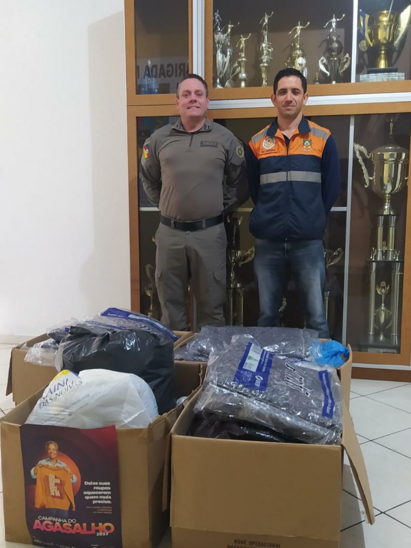 O CRPO/VRS fez a entrega de doações para a Campanha do Agasalho 2023