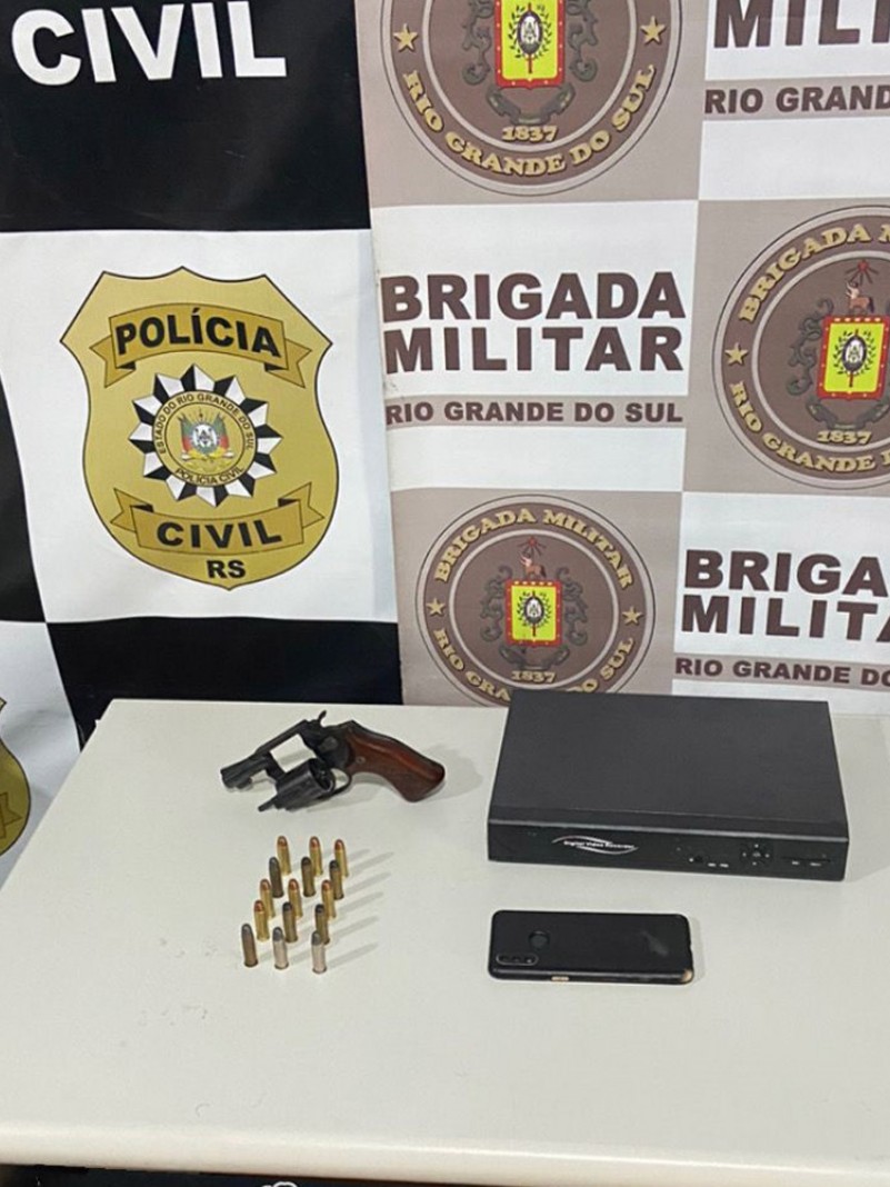 Arma apreendida em operação BM e PC