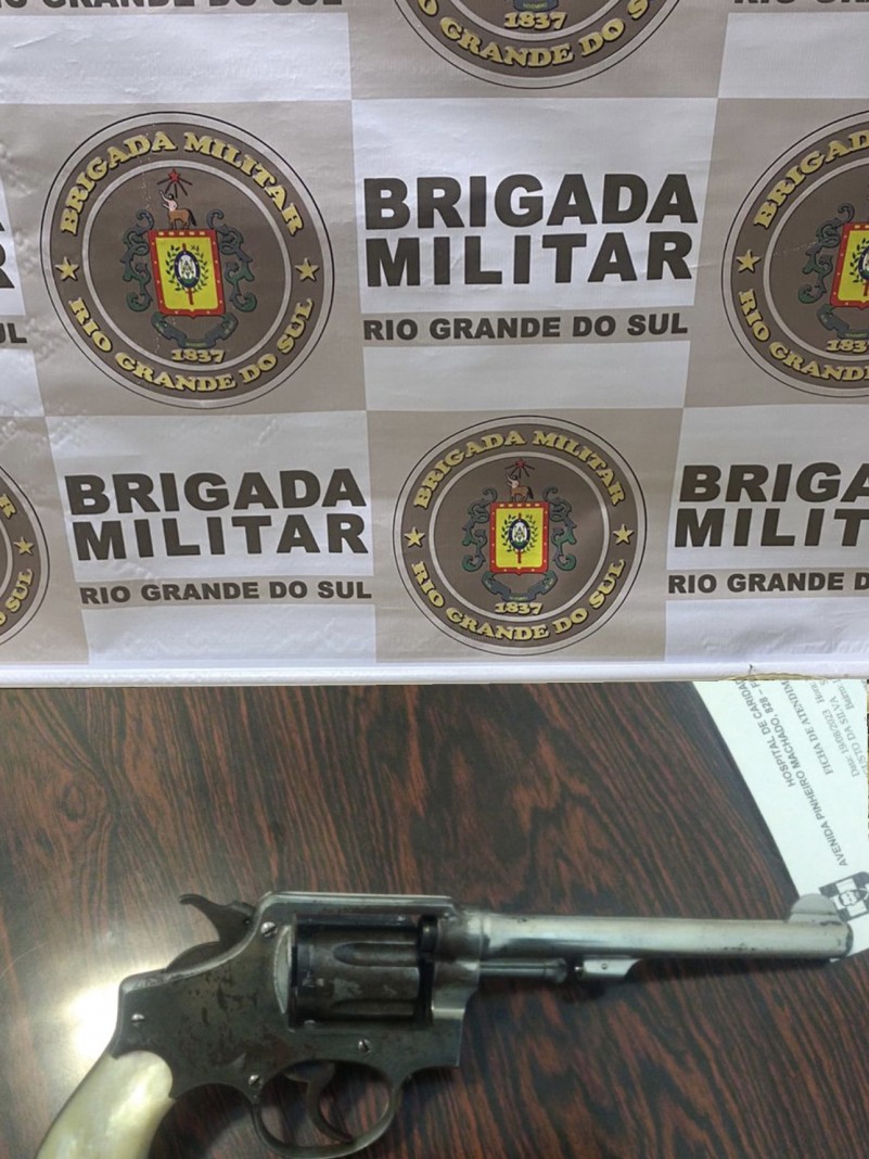 Brigada Militar prende indivíduo por porte ilegal de arma de fogo em Ibirapuitã