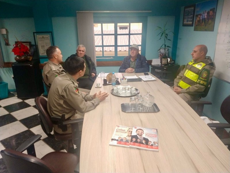Brigada Militar reúne-se com o Prefeito de Pântano Grande Alcides Emilio Paganotto