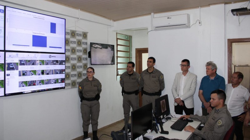 Foram instalados 13 pontos nos principais acessos da cidade