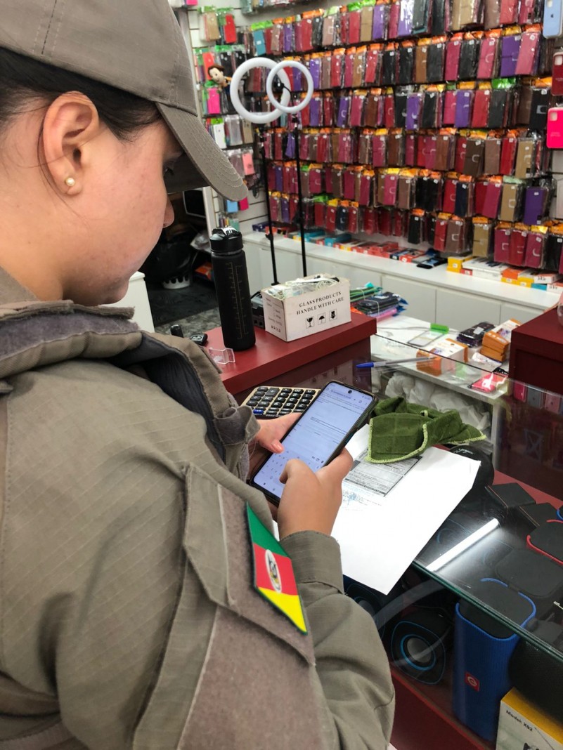 Fiscalização de aparelhos celulares