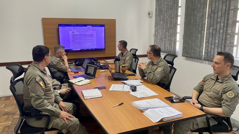 Reunião sobre o Policiamento Rural na sede do CRPO/VRP