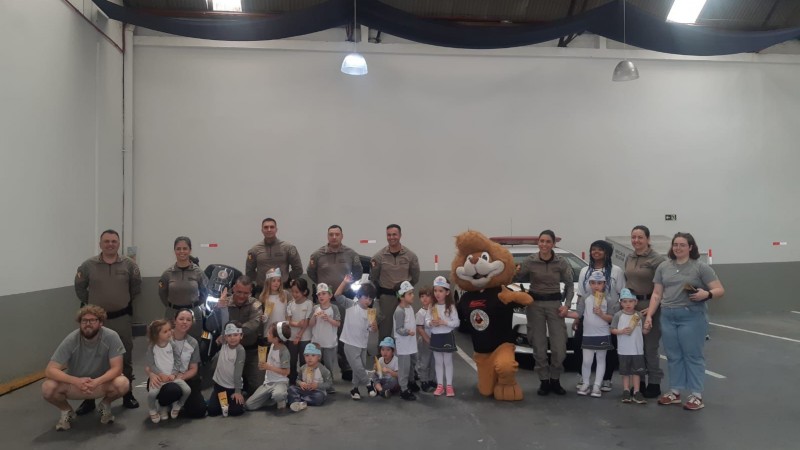 Visita infantil Schutz e Kanomata