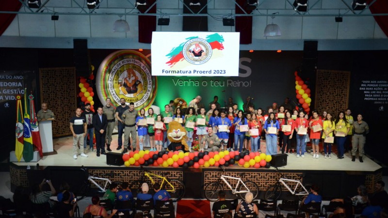 foto formatura proerd2023