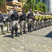Tropa em forma para formatura