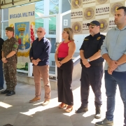Autoridades convidadas para assistir a formatura