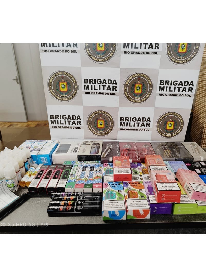 Apreensão de cigarros eletrônicos e insumos proibidos