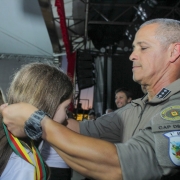 Todos os alunos receberam medalhas e certificados de conclusão