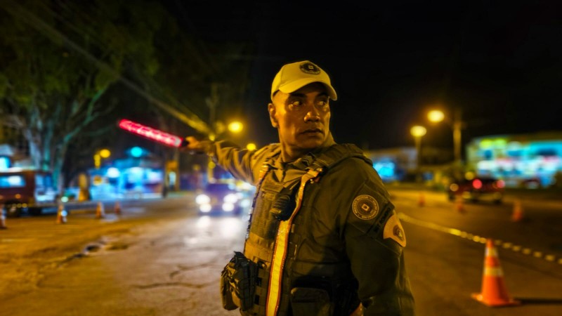 Policiais militares do Comando Rodoviário da Brigada Militar