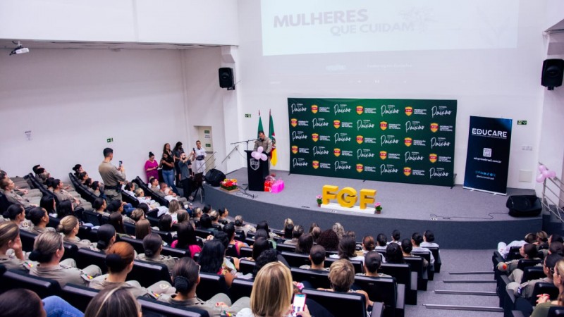 Mulheres que cuidam