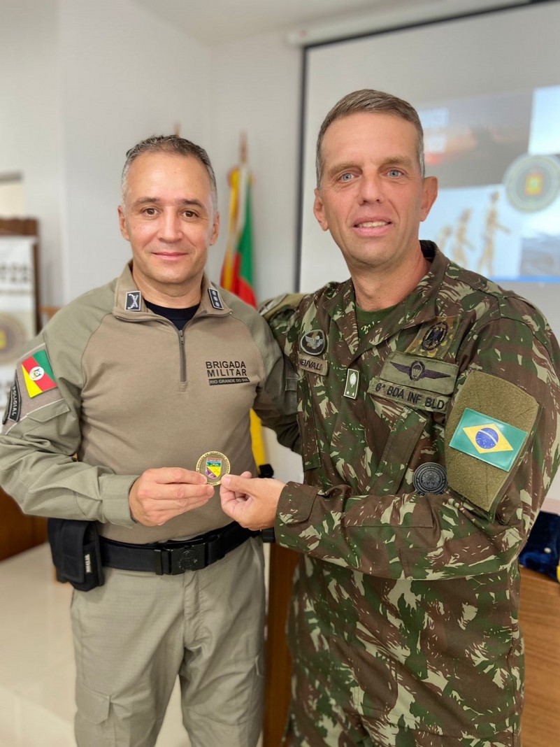 Comandante da 6ª Brigada de Infantaria Blindada (6ª Bda Inf Bld), General de Brigada Marcus Augusto Bastos Neuvald