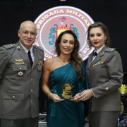 21 Aline dequi Palma