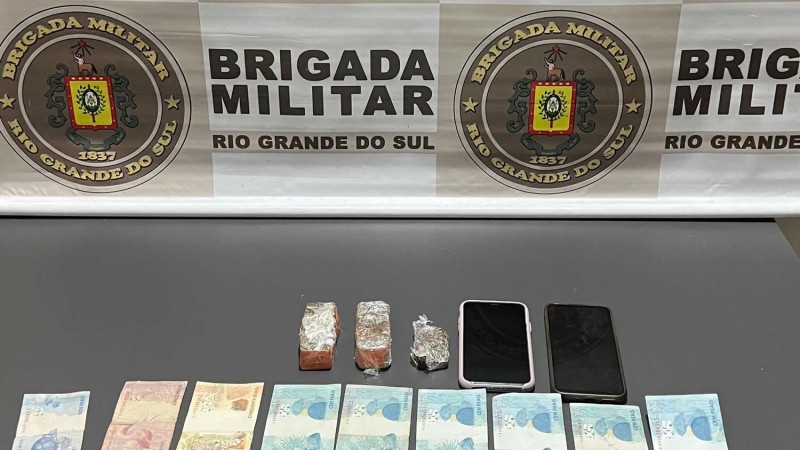 Autor tentou dispensar a droga no caminho