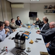 comandante do 25º BPM em reunião com comsepro e entidades do município 
