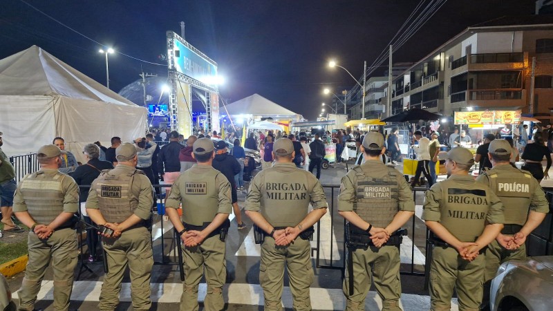 Policiais Militares atentos