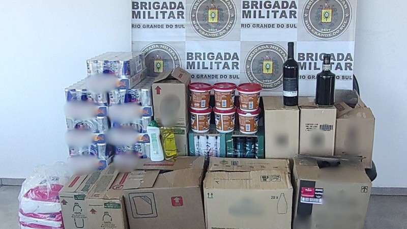 Na imagem a materialidade apreendida pela Brigada Militar em Santo Ângelo