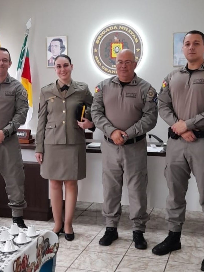 Apresentação da policial militar 2º Sargento Luana