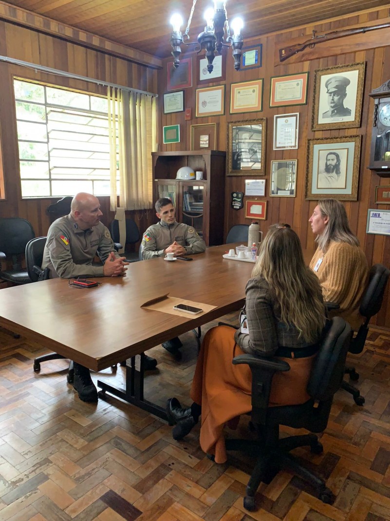 Visita da coordenação do Hospital Regional de Rio Pardo ao 2º BPM