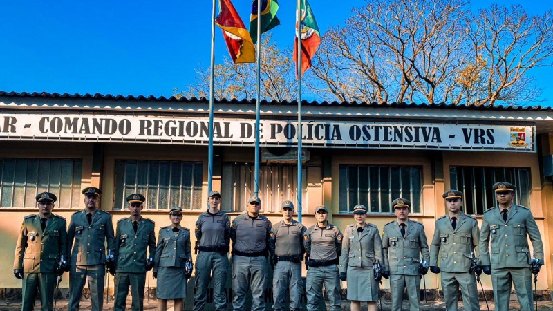 Os oito novos capit&atilde;es realizar&atilde;o est&aacute;gio no 3&ordm; BPM e 25&ordm; BPM. 