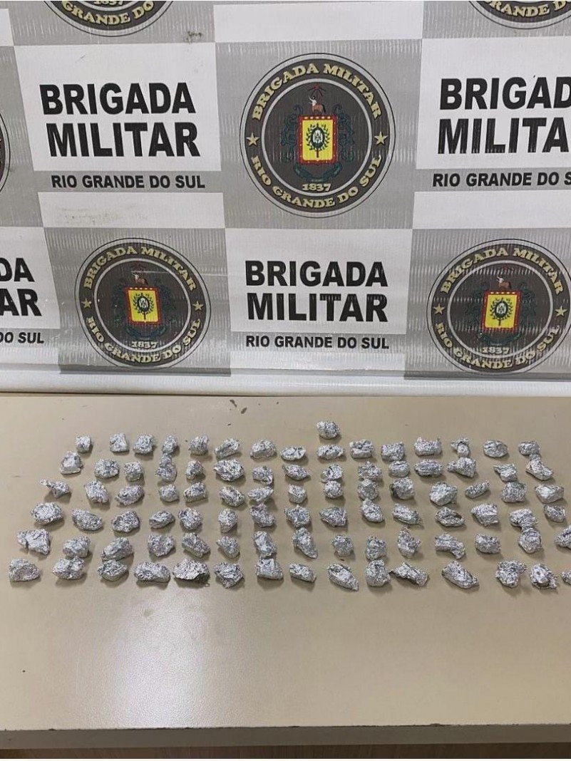 Banner da BM e drogas fracionadas