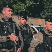 Três policiais militares da Força Tática do 8º BPM