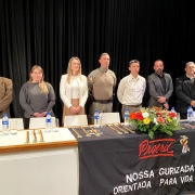 mesa de autoridades formatura proerd São leopoldo