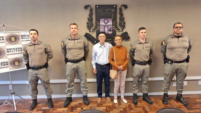 equipe que recebeu os agradecimentos do sgt
