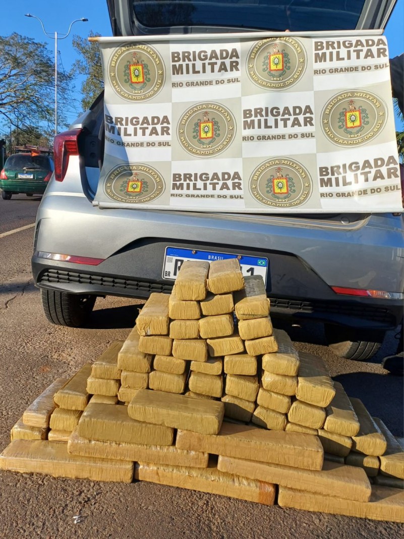 BM apreende aproximadamente 58 quilos de maconha