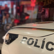 Abordagem polícial em operação