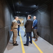 comando do 25º BPM em conversa com equipe da TAURUS