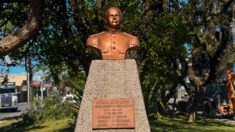 Homenagem ao Cel Massot