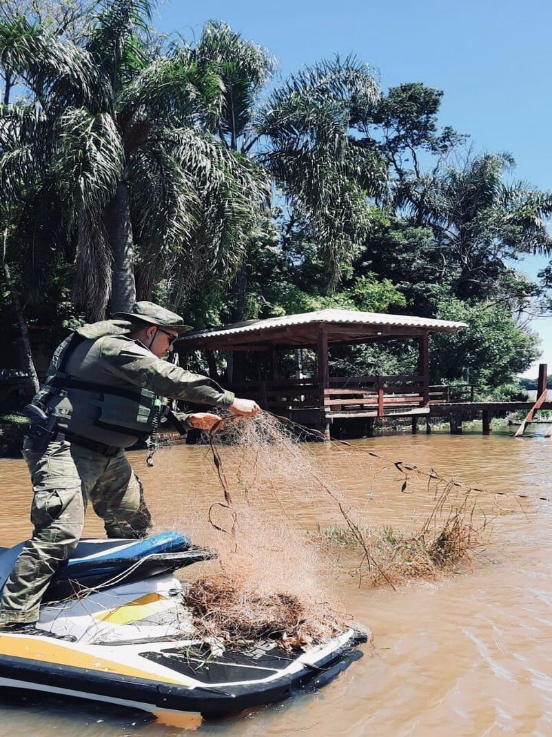 Apreensão de petrechos utilizados para a pesca predatória na Barragem de Ernestina