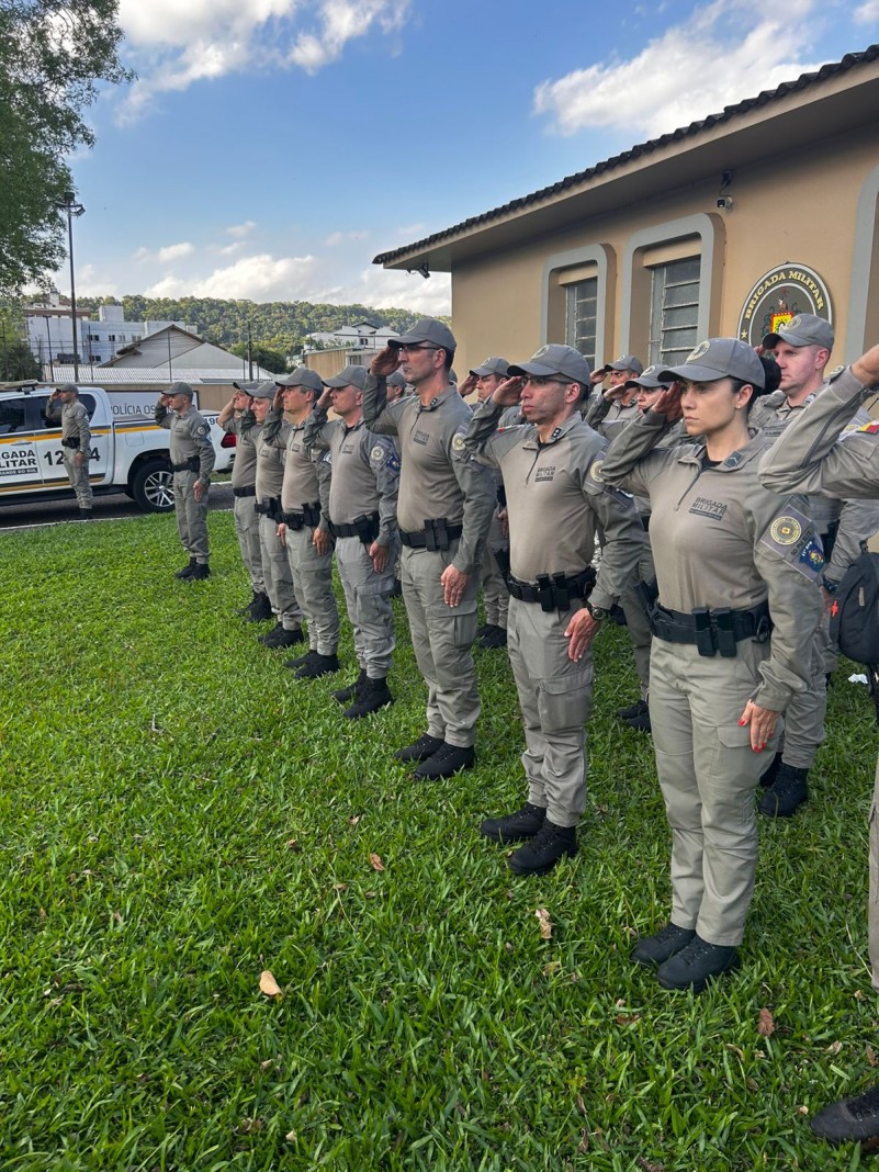 Brigada Militar realiza homenagem aos Policiais Militares que tombaram em serviço 
