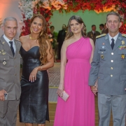 Coronel PM Cleberson Braida Bastianello – Comandante do Comando Regional de Polícia Ostensiva Central – CRPO C
Sra Natielen Jacques – namorada
General de Brigada Marcus Augusto Bastos Neuvald – Comandante da 6ª Brigada de Infantaria Blindada
Sra Micheline Silvério Neuvald – esposa
