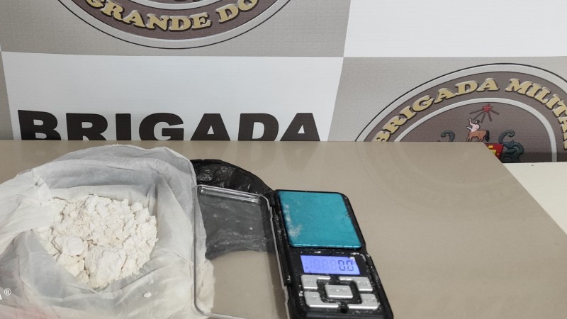 DROGA E BALANÇA DE PRECISÃO