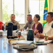 Diretor regional da PC em reunião a3