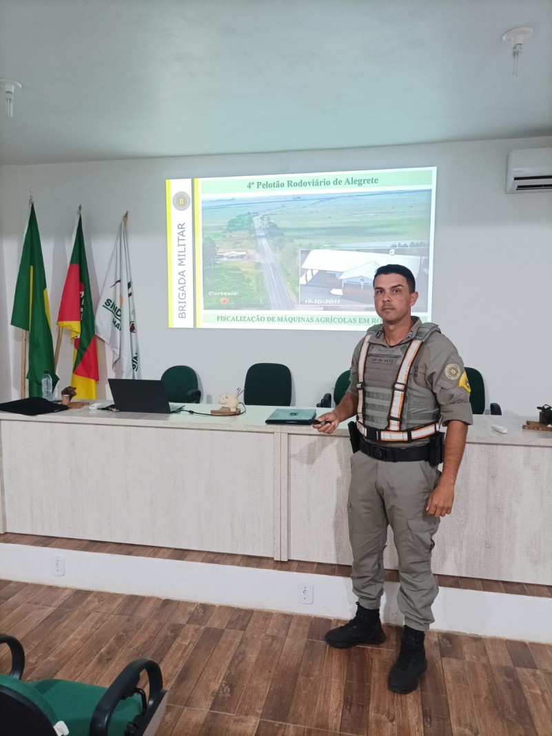 Brigada Militar e Sindicato Rural de Manoel Viana realizam reunião para esclarecer Resolução