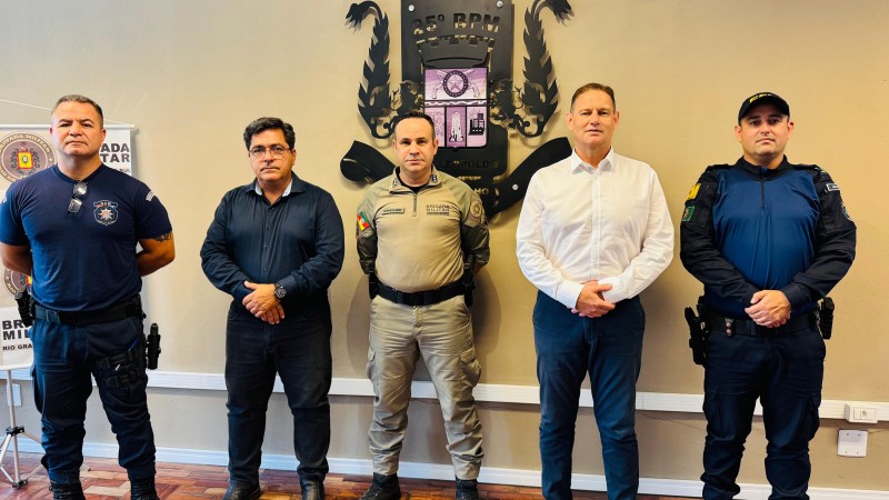 comitiva de secretário de segurança de são leopoldo