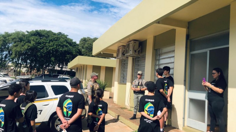 Visita ao 14 BPM